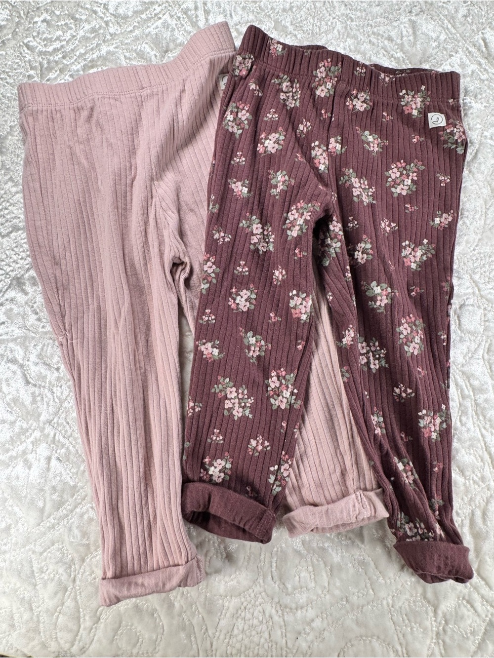 Carter's Two-Pack Girls' Ribbed Leggings in Mauve and Plum Floral